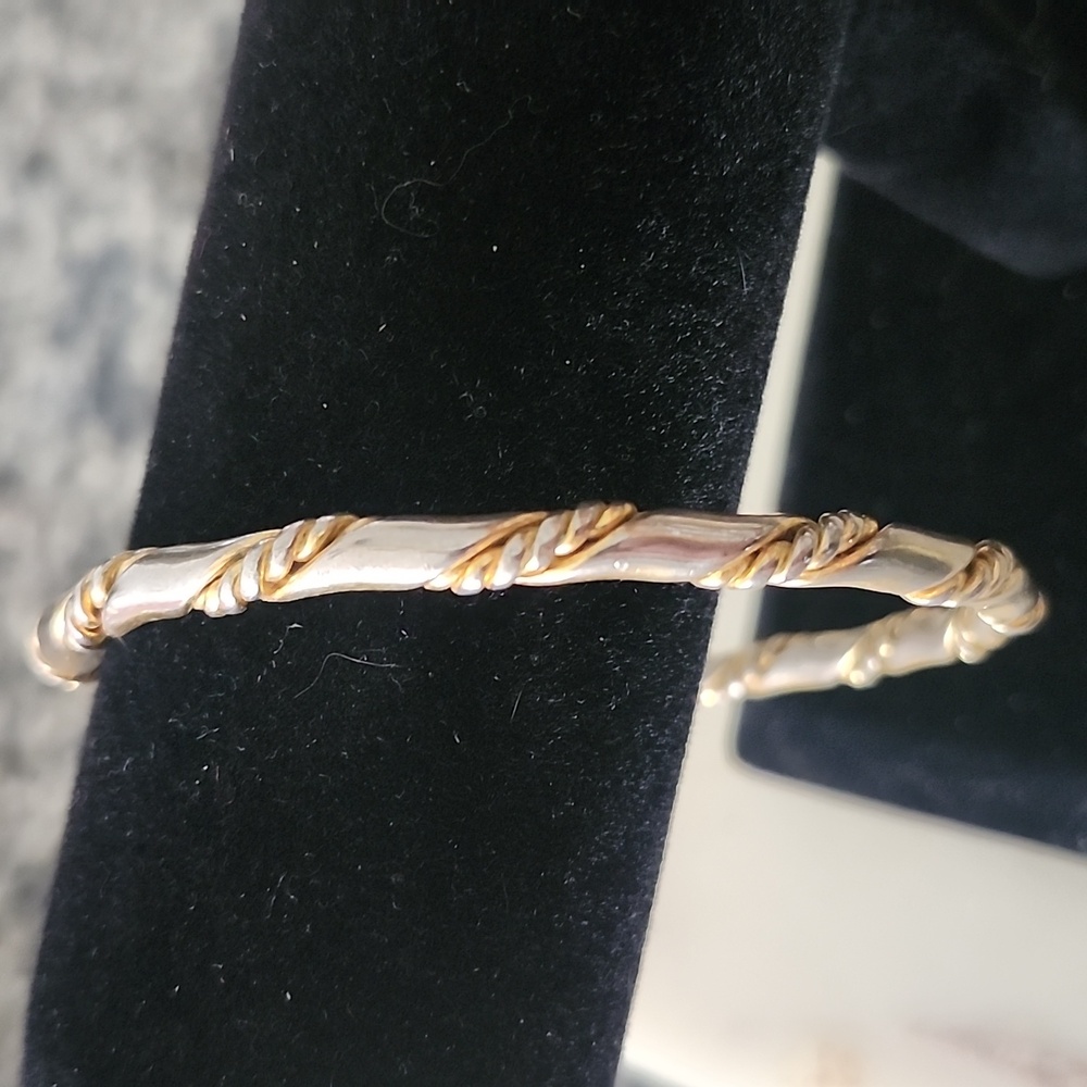 Elegant Gold and Silver Tone Twist Rope Bangle Bracelet
